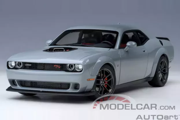 AUTOart Dodge Challenger RT Scat Pack Shaker Widebody 2022 Smoke Show 1:18 71774