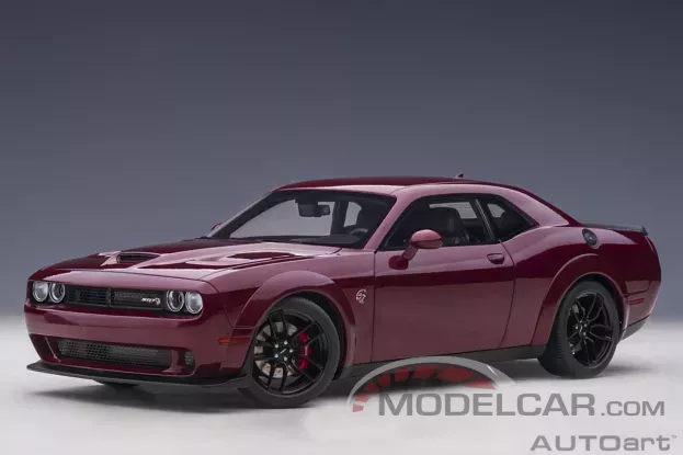 AUTOart Dodge Challenger SRT Hellcat Widebody 2018 Octane Red 1:18 71739