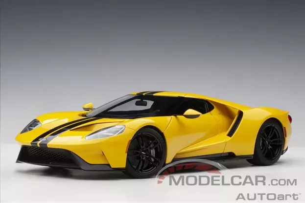 AUTOart Ford GT 2017 Triple Yellow with Black Stripes 1:18 72944