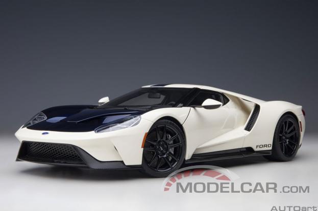 AUTOart Ford GT 2022 64 Prototype Heritage Edition Wimbledon White with Antimatter Blue 72926