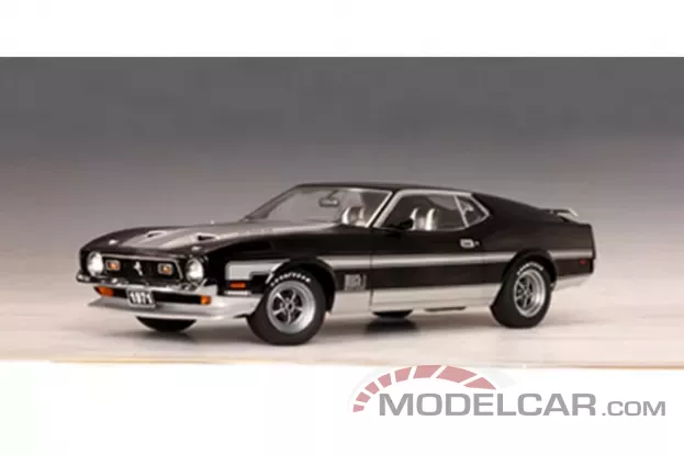 AUTOart Ford Mustang 1 Mach I 1971 Black 1:18 72823
