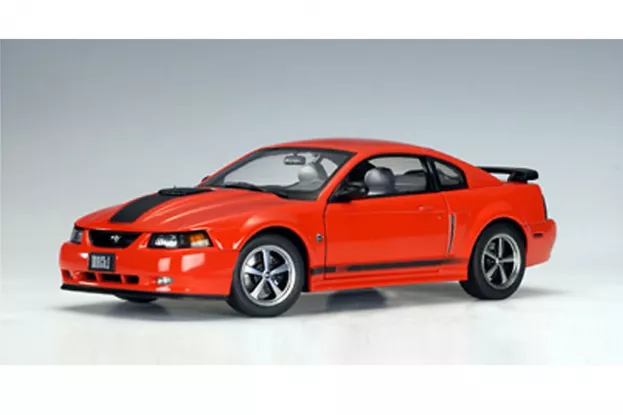 AUTOart Ford Mustang 4 Mach 1 2004 Competition Orange 1:18 73007