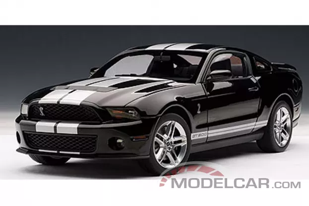AUTOart Ford Mustang 5 GT500 2010 Black with Silver Stripes 1:18 72918