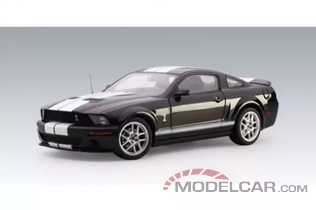 AUTOart Ford Mustang 5 Shelby Cobra GT 500 Production Version Black with White Stripes 1:18 73054