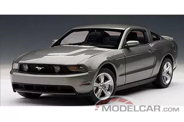 AUTOart Ford Mustang GT 2010 Sterling Silver Metallic 1:18 72911