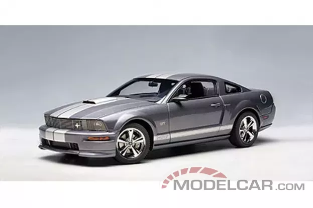 AUTOart Ford Mustang GT Coupe 2007 Appearance Package Option Grey 1:18 73116