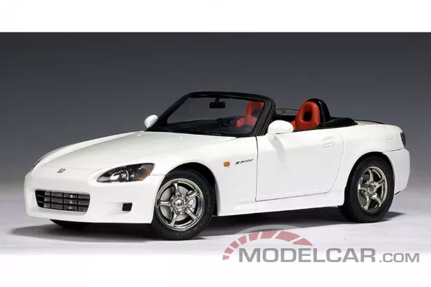 AUTOart Honda S2000 US Version LHD White 1:18 73207
