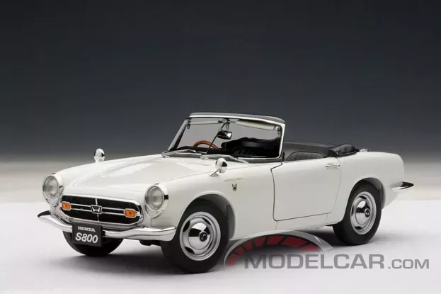 AUTOart Honda S800 Roadster 1966 White 1:18 73278