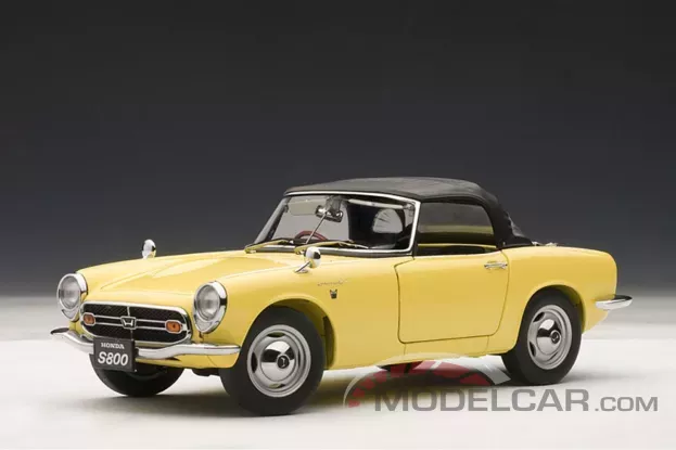 AUTOart Honda S800 Roadster 1966 Yellow 1:18 73277