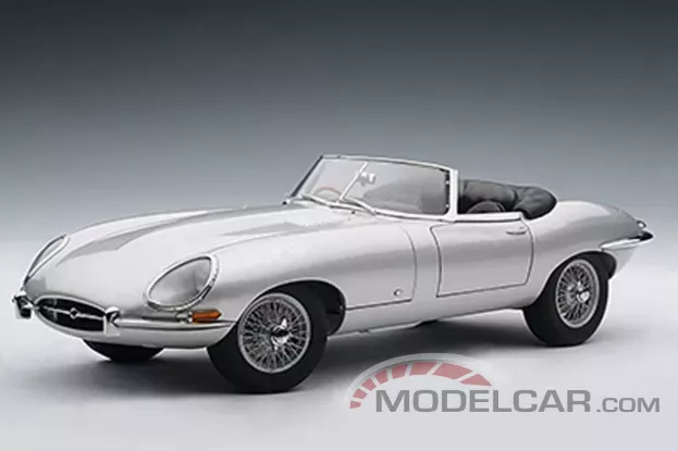 AUTOart Jaguar E-Type Roadster Series I 3.8 Silver 1:18 73602