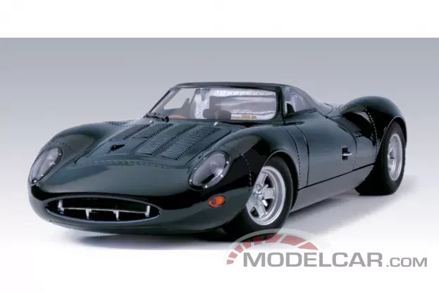 AUTOart Jaguar XJ13 1967 Racing Green 1:18 73541