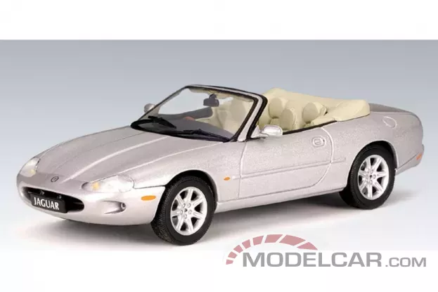 AUTOart Jaguar XK8 Cabriolet X100 Platinum Silver 1:43 53712