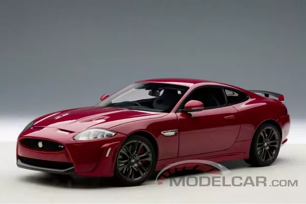 AUTOart Jaguar XKR-S 2011 Italian Racing Red 1:18 73642