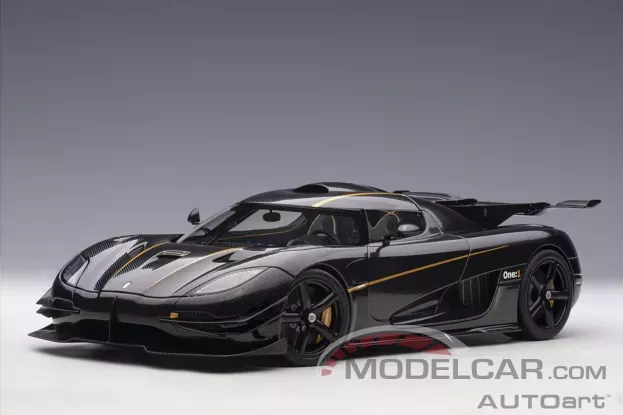 AUTOart Koenigsegg One:1 Carbon with Gold Accents 1:18 79019