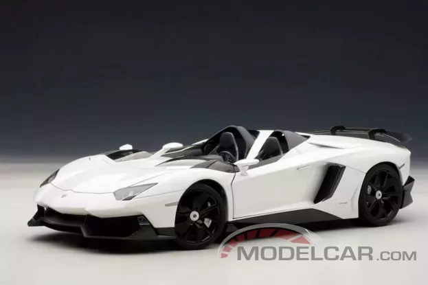 AUTOart Lamborghini Aventador J White 1:18 74674