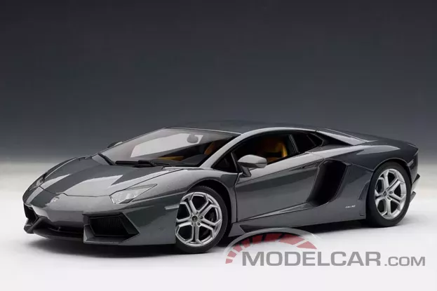 AUTOart Lamborghini Aventador LP700-4 Grigio Estoque 1:18 74662