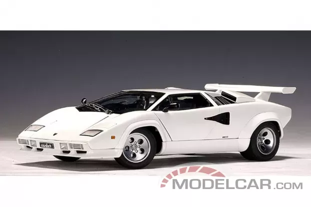 AUTOart Lamborghini Countach 5000 S White 1:18 74532