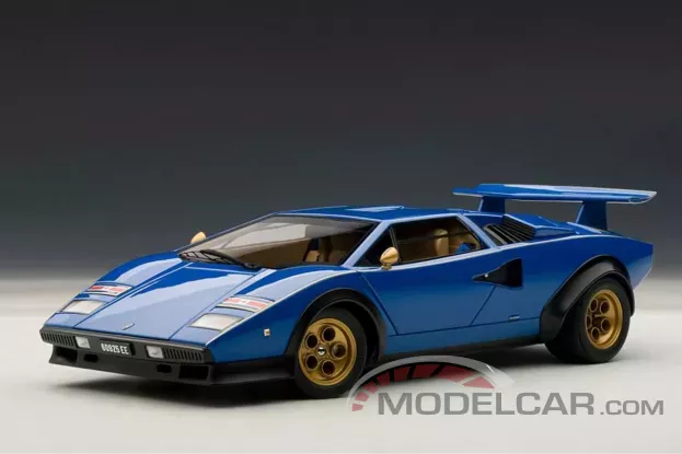 AUTOart Lamborghini Countach LP500S Walter Wolf Edition Blue 1:18 74652