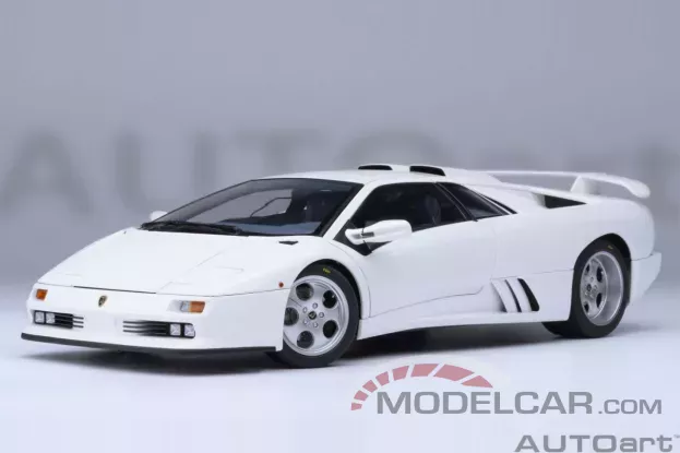 AUTOart Lamborghini Diablo SE JOTA Impact White 1:18 79145