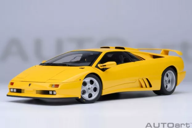 AUTOart Lamborghini Diablo SE JOTA Superfly Yellow 1:18 79144