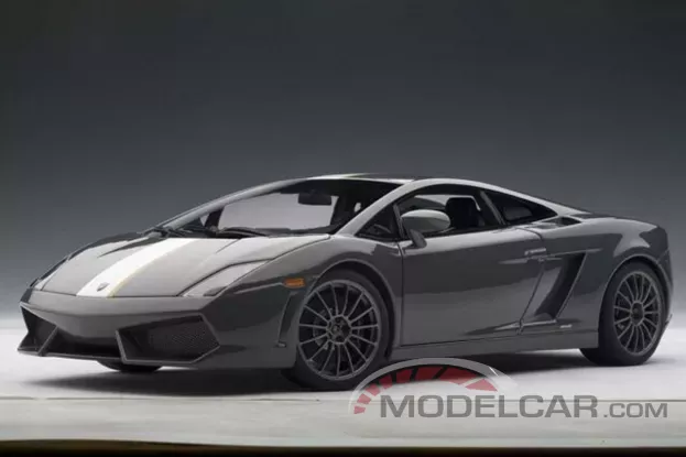 AUTOart Lamborghini Gallardo LP550-2 Balboni 2009 Grigio Telesto Grey 1:18 74634