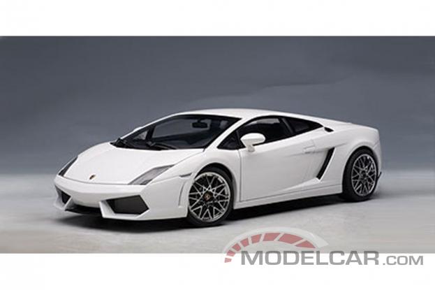 Autoart Lamborghini Gallardo LP560-4 White
