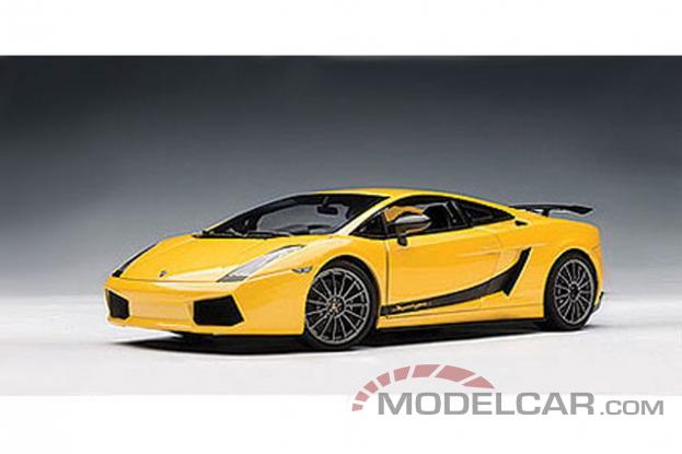 AUTOart Lamborghini Gallardo Superleggera Giallo Midas Metallic Yellow 74584