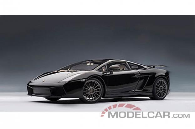 AUTOart Lamborghini Gallardo Superleggera Nero Noctis Metallic Black 74582