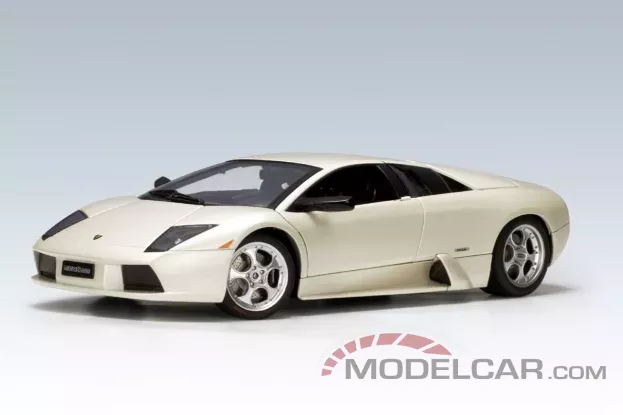 AUTOart Lamborghini Murcielago 2001 Balloon White 1:18 74516