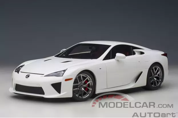 AUTOart Lexus LFA Whitest White 1:18 78850