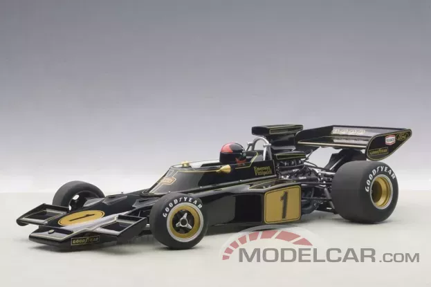 AUTOart Lotus 72E 1973 1 with driver figurine E.Fittipaldi 1:18 87328