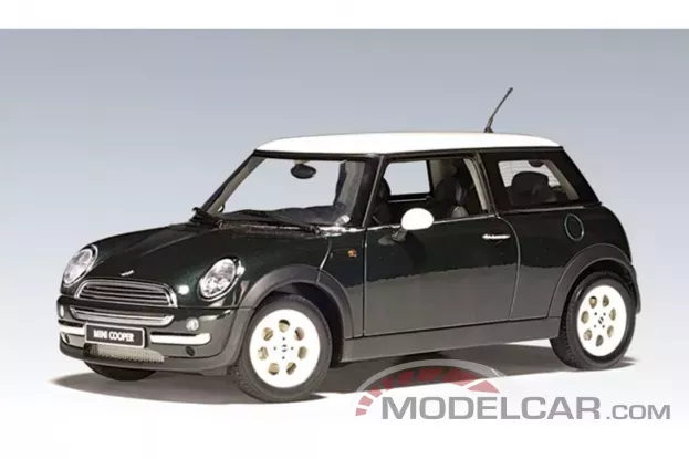 AUTOart MINI Cooper R50 2001 Racing Green 1:18 74823