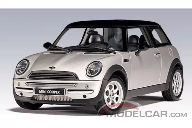 AUTOart MINI Cooper with Sunroof R50 2001 Silver 1:18 74821