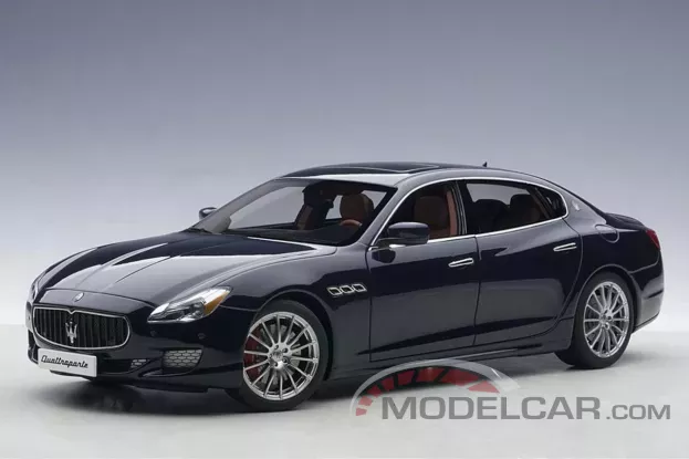 AUTOart Maserati Quattroporte GTS M139 2015 blue 1:18 75807