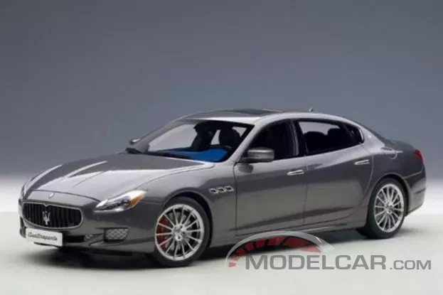 AUTOart Maserati Quattroporte GTS M139 2015 grey 1:18 75806