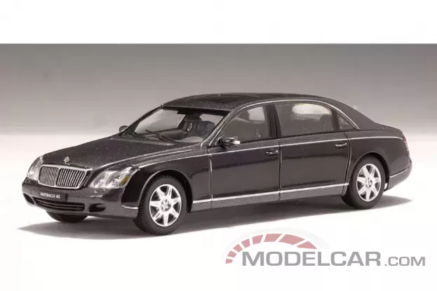 AUTOart Maybach 62 LWB Himalayas Grey Dark Caspian Black 1:43 56163