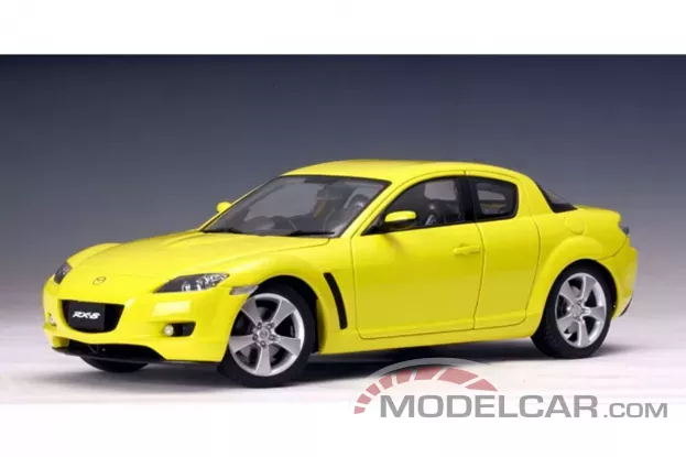 AUTOart Mazda RX-8 2003 RHD Lighting Yellow 1:18 75926