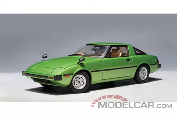 AUTOart Mazda Savanna RX-7 SA Mach Green 1:18 75981