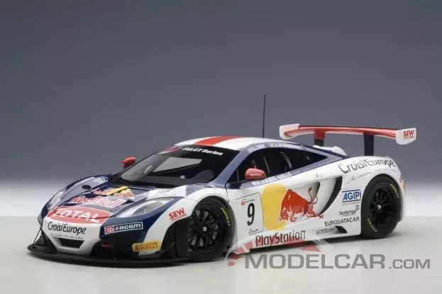 AUTOart McLaren 12C GT3 Red Bull 2012 Loeb Parente 9 1:18 81342