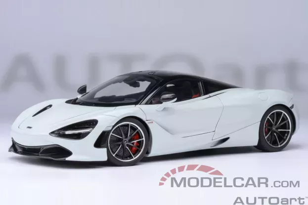 AUTOart McLaren 720S Silica White 1:18 76069