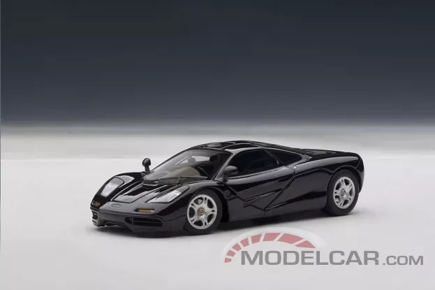 AUTOart McLaren F1 Jet Black Metallic 1:43 56002