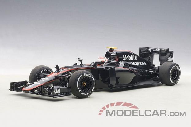 AUTOart McLaren MP4-30 F1 Barcelona Spain J. Button 22 2015 18122
