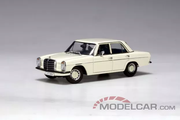 AUTOart Mercedes-Benz 220D Strich 8 Limousine white 1:43 56181