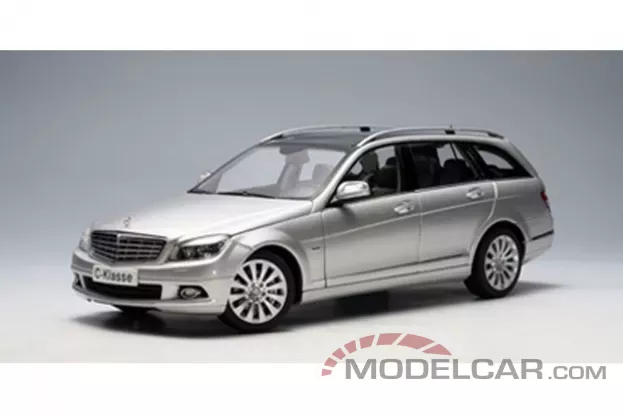 AUTOart Mercedes-Benz C-CLass Estate Elegance S204 Silver 1:18 76266
