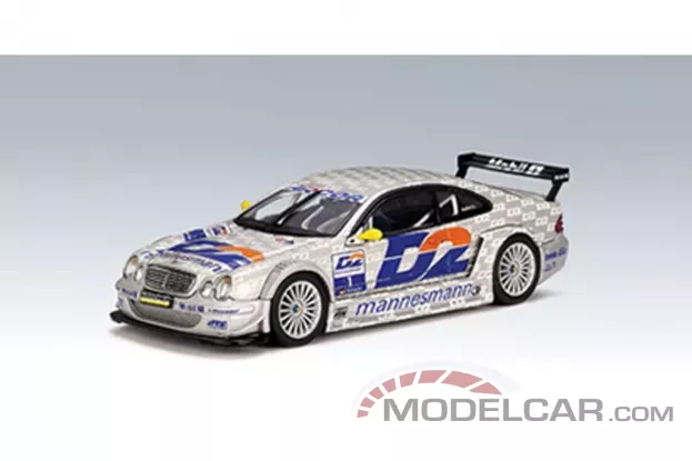 AUTOart Mercedes-Benz CLK DTM 2000 W208 1 Bernd Schneider 1:43 60031