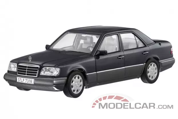 AUTOart Mercedes-Benz E320 sedan W124 1995 Black dealer edition 1:18 B66040508