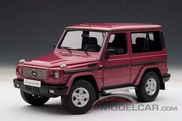 AUTOart Mercedes-Benz G Model SWB W463 Red 1:18 76113