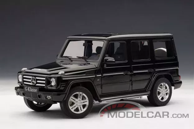 AUTOart Mercedes-Benz G500 2012 W463 Black 1:18 76216