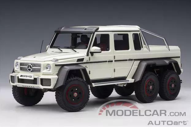 AUTOart Mercedes-Benz G63 AMG 6x6 w463 Designo Diamond White 1:18 76307