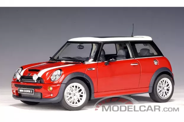 AUTOart Mini Cooper S R53 with optional kit red 1:18 74846